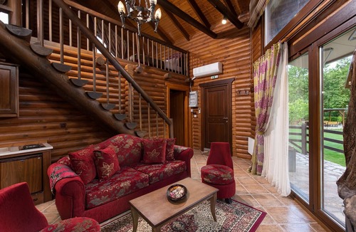 Kakoulioureika Ski Chalet | Natura Chalets