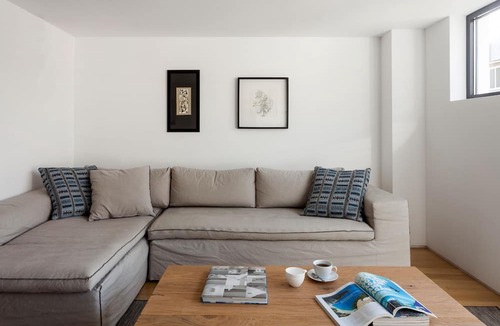 Koukaki Apartment | Acropolis Maisonette, Urban Stripes Athens