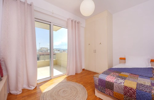 Heraklion Apartment | ★ GPK Bright & Stylish 4BR | Central Getaway | Free Parking