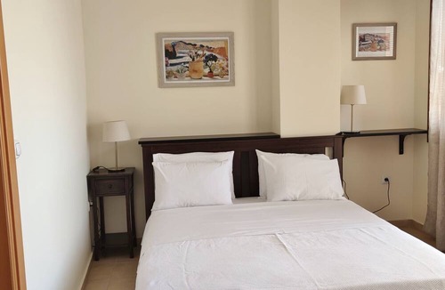 Old Town Apartment | Kripis Apartment No6, Thessaloniki, with separate room.