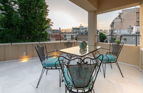 Plaka Apartment | Ipelhome Plaka Boutique Apartments