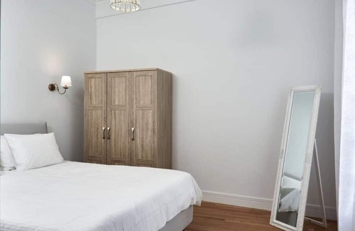 Mousio Apartment | Luxury n Chic Athens Museum Apt
