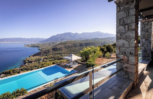 Kitries Villa | Searocks Exclusive Village