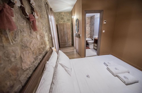 Peratia Villa | Roggaki Ionian Villas