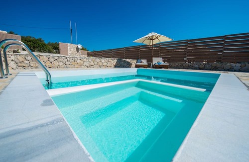 Peratia Villa | Roggaki Ionian Villas