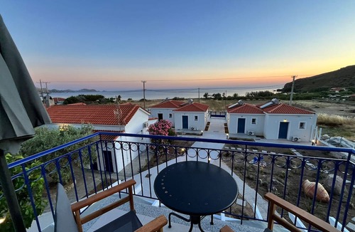 Agios Ioannis Apartment | Ampelitis Studios