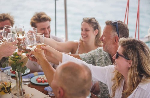 Aegina Boat Rental | Sun-Kissed Sailing Adventure in Islas Sarónicas