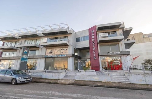 Markopoulon Apartment | A space of comfort and relaxation with a wonderful view and warm hospitality.