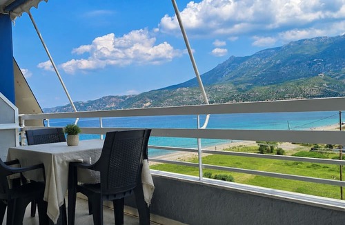 Loutraki Apartment | ESPERIDES PEARL LUXURY SEAVIEW APARTMENT BY DM HOSPITALITY