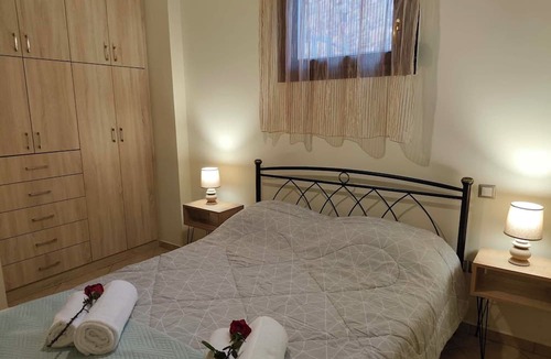 Agia Ermioni Apartment | Άνετος οικογενειακός χώρος στην Αγία Ερμιόνη Χίου λίγα λεπτά από την παραλία!