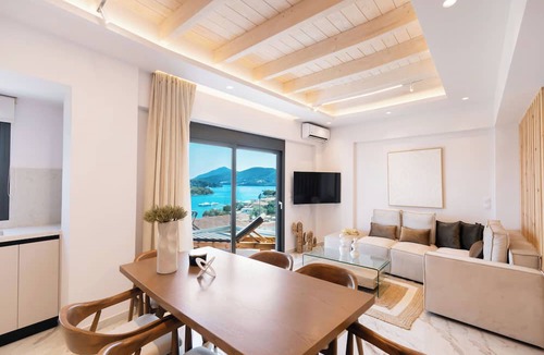 Perigiali Apartment | Nicole's Luxury Collection