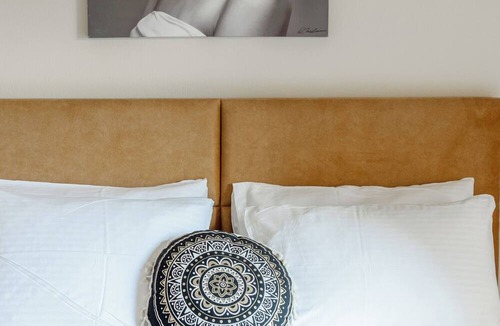 Heraklion Apartment | Zephyrus Cityscape Condo,By IdealStay Experience