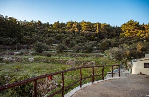 Samos House | Mulberry Cottage