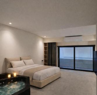 Petroupoli Apartment | Andromeda Suite Private Jacuzzi & Cave Shower