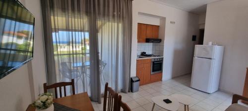 Agiokampos Apartment | 5 Suites Αγιόκαμπος Αγιάς