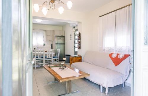 Katakolo House | Antonia's Olive Yard House - Happy Rentals