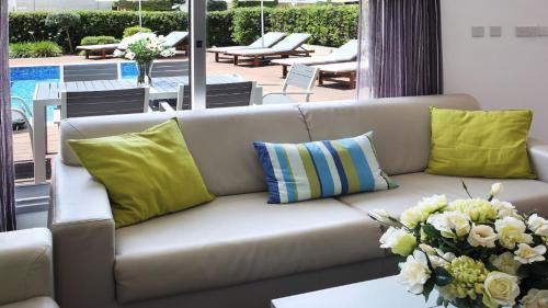 Patras Apartment | Ελιά και Θάλασσα House
