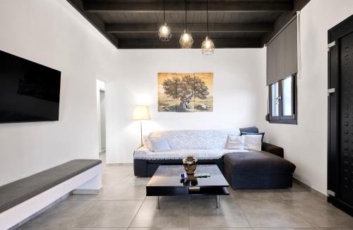 Goudhouros Villa | Casa di Olive Luxury Secluded Sea View Villa in South Crete