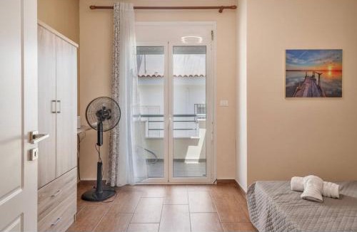 Aigio House | Family home