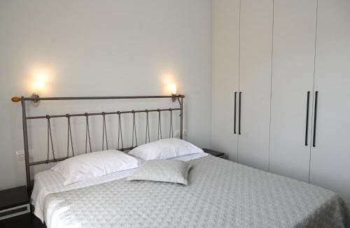 Porto Heli House | Avra Port House