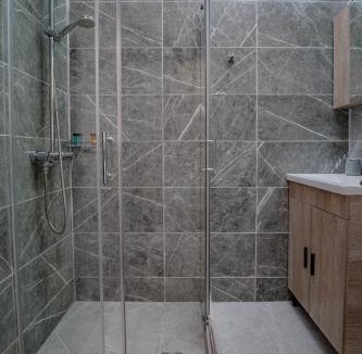 Nisaki Apartment | Kaminaki Seaview Apartments