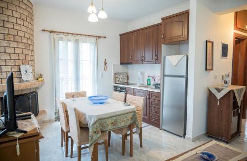 Vatoussa Apartment | Lesvos Garden Retreats - Mountain Voyage Residences