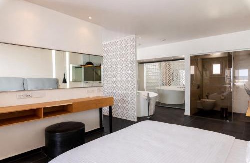 Platis Gialos Hotel | Mykonos Kosmoplaz Beach Resort Hotel