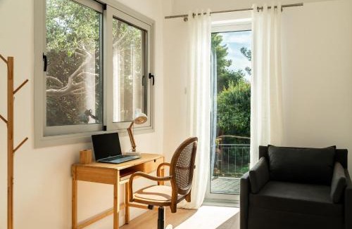 Glyfada Apartment | CALM South 19