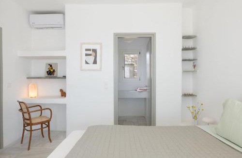 Kato Aprovatou Apartment | Villa AVRA, a serene Cycladic villa with private pool overlooking the Aegean Sea