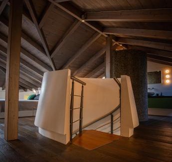 Pylaia-Chortiatis Villa | SKYLINE VILLA ESTATE The Luxury Mountain Experience