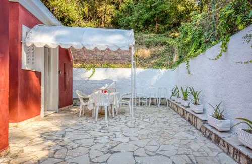 Limni Apartment | Villa Rossa - Hideaway by the sea