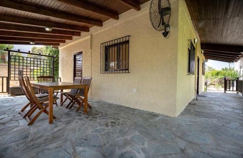 Nea Makri Apartment | Seaside Serenity Retreat - Nea Makri by ΜΡS