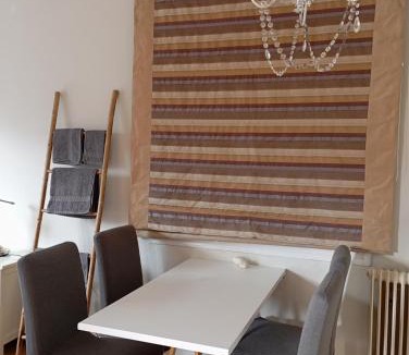 Kifisia Apartment | Tiny Little SUITE