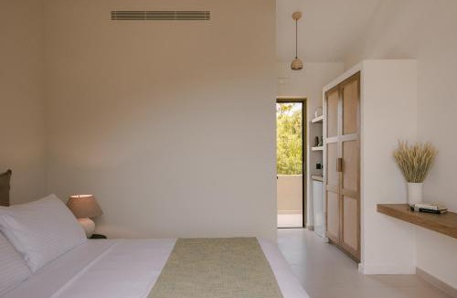 Karavados Apartment | Rodi Studios