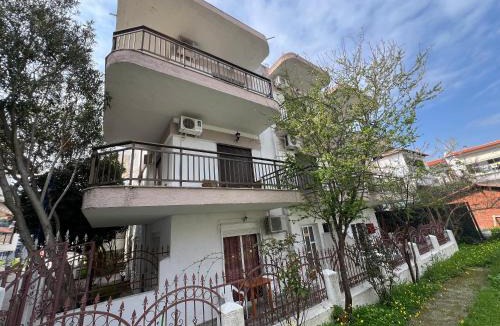Pefkochori Hotel | PELEKAN rooms and apartments Athina 34