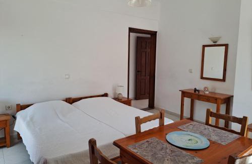 Kamisiana Apartment | Livadia Studios