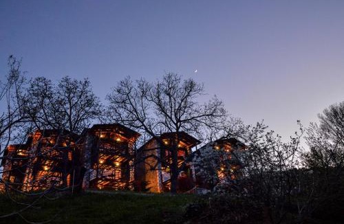Synikia Mesi Trikalon House | Vathyskia Guesthouse