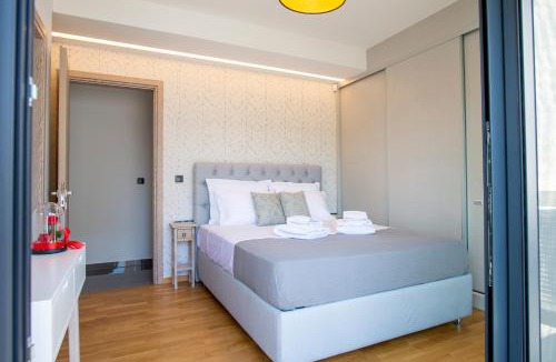 Gazi Apartment | Iris Penthouse - Luxury Acropolis View and Jacuzzi