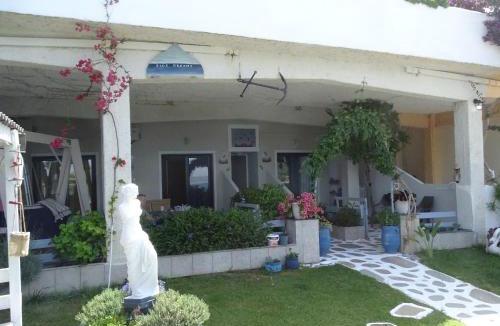 Steni Dirfyos House | Blue Dreams