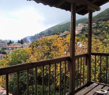 Trikolonoi House | Kanto's Guesthouse