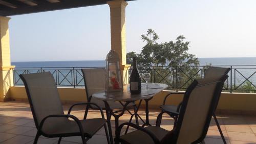 Ag. Georgios Apartment | Foivos Seaside Apartments