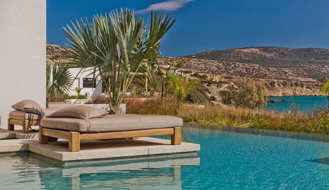 ALMI LUXURY ROOMS