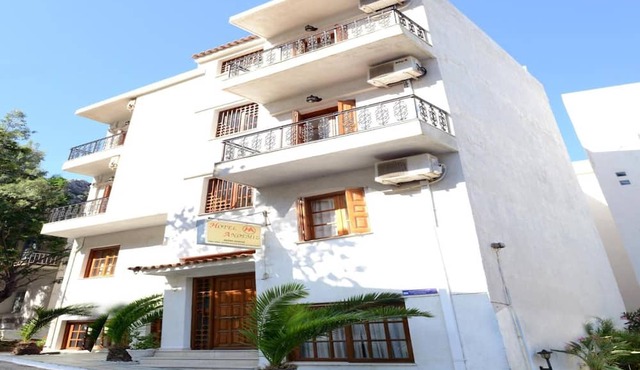 Anthemis Hotel