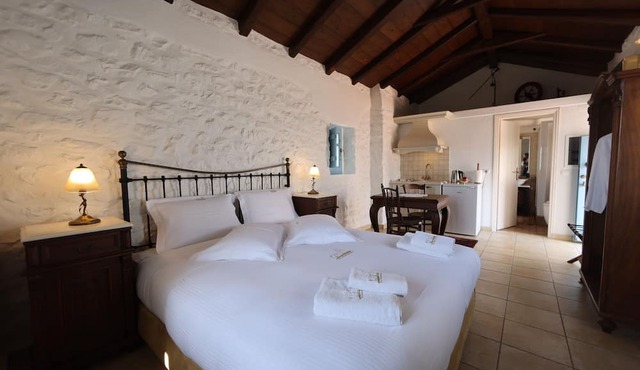 Lithos Stone Suites