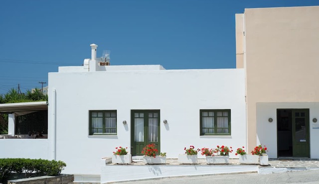 Ostria Hotel