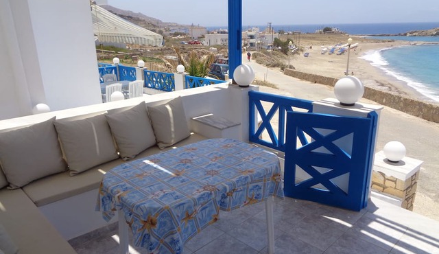 Blue and White Studios & Apartments
