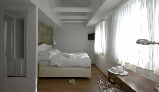 Hotel Metropolis