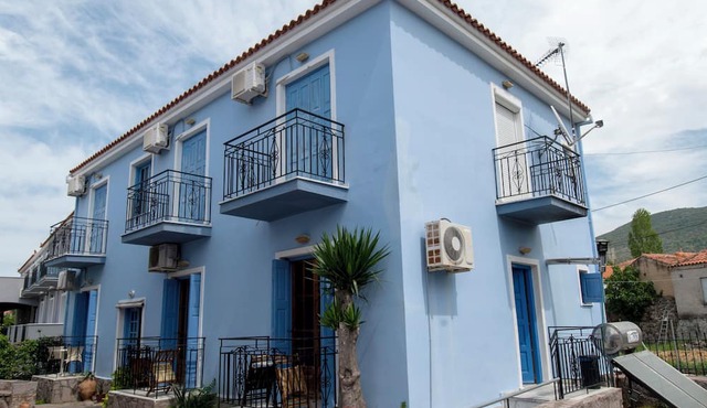 Nicholas House