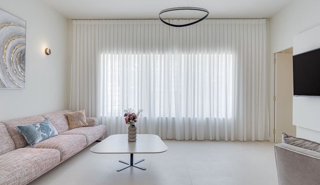 THIRAMENOUS RESIDENCE - FIVOS SUITE