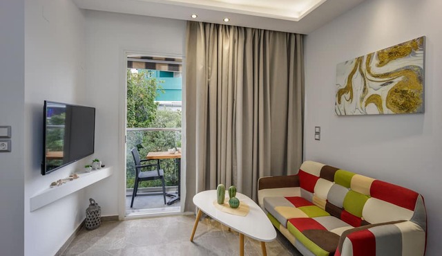 Semes Luxury Apartments by Estia
